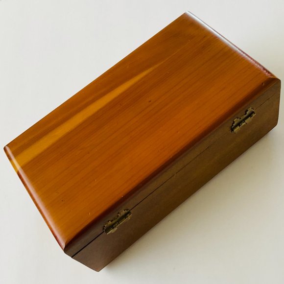 VINTAGE LANE Jewelry Box Signed by Dayton's EUC - Picture 3 of 7